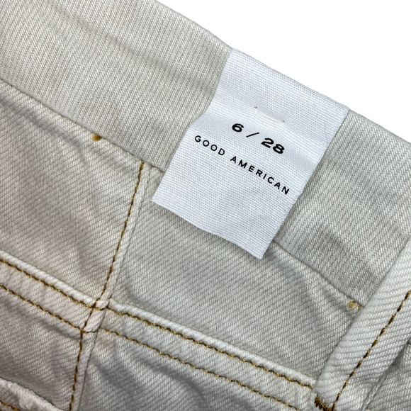 Good American Good 90s Icon Straight Leg Jeans in Bone - Picture 13 of 16